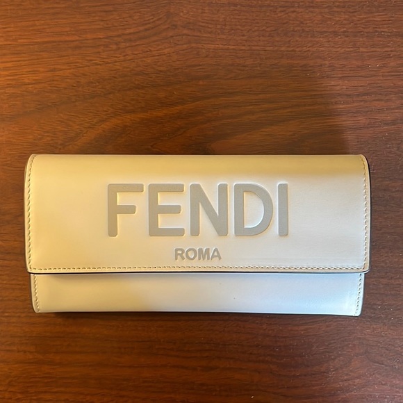 Fendi Roma leather Continental compact wallet NEW - Picture 2 of 8